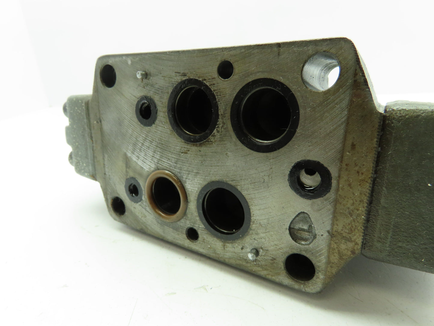 Rexroth 4WEH16E60/6AG24N9ETK4 Hydraulic  Directional Solenoid Valve 24VDC