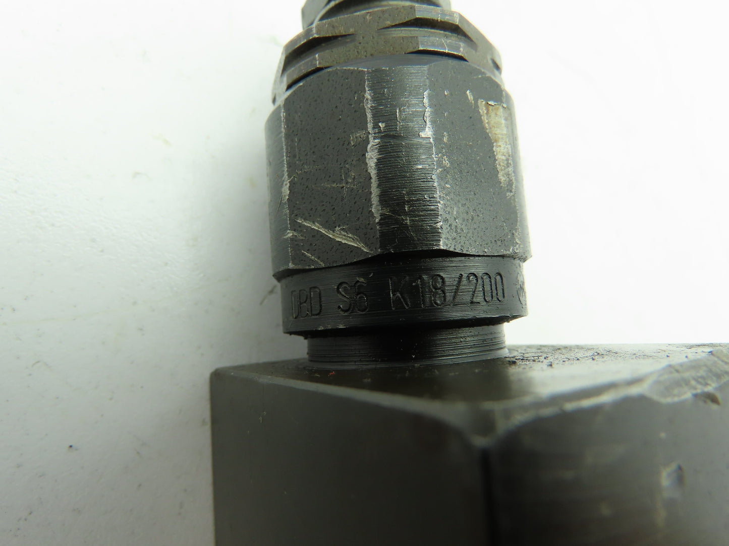 Rexroth DBD S6 K18/200 Hydraulic Cartridge Relief Valve Manifold AGA-1855-2