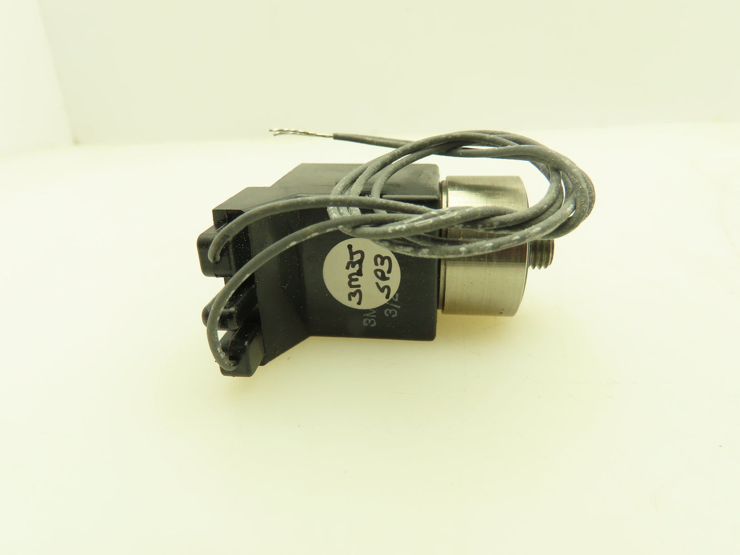 Honeywell Skinner 3121BSA6QN00 Solenoid Valve 120V 60 Hz 50 PSI 5/32 Orifice