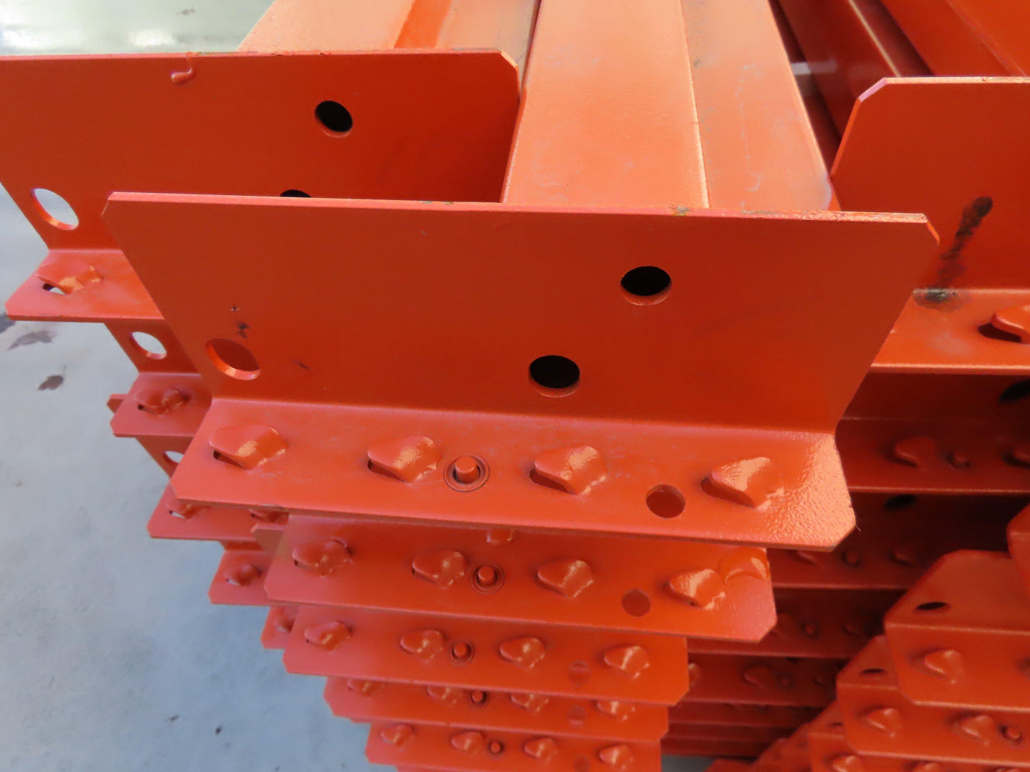 Interlake Teardrop Pallet Rack Racking Step Beam Crossmember 10' 120"x4" 3640 LB