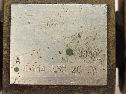 Vickers DG4MA-36C-20-JA Hydraulic Miniature Flui-trol Directional Control Valve