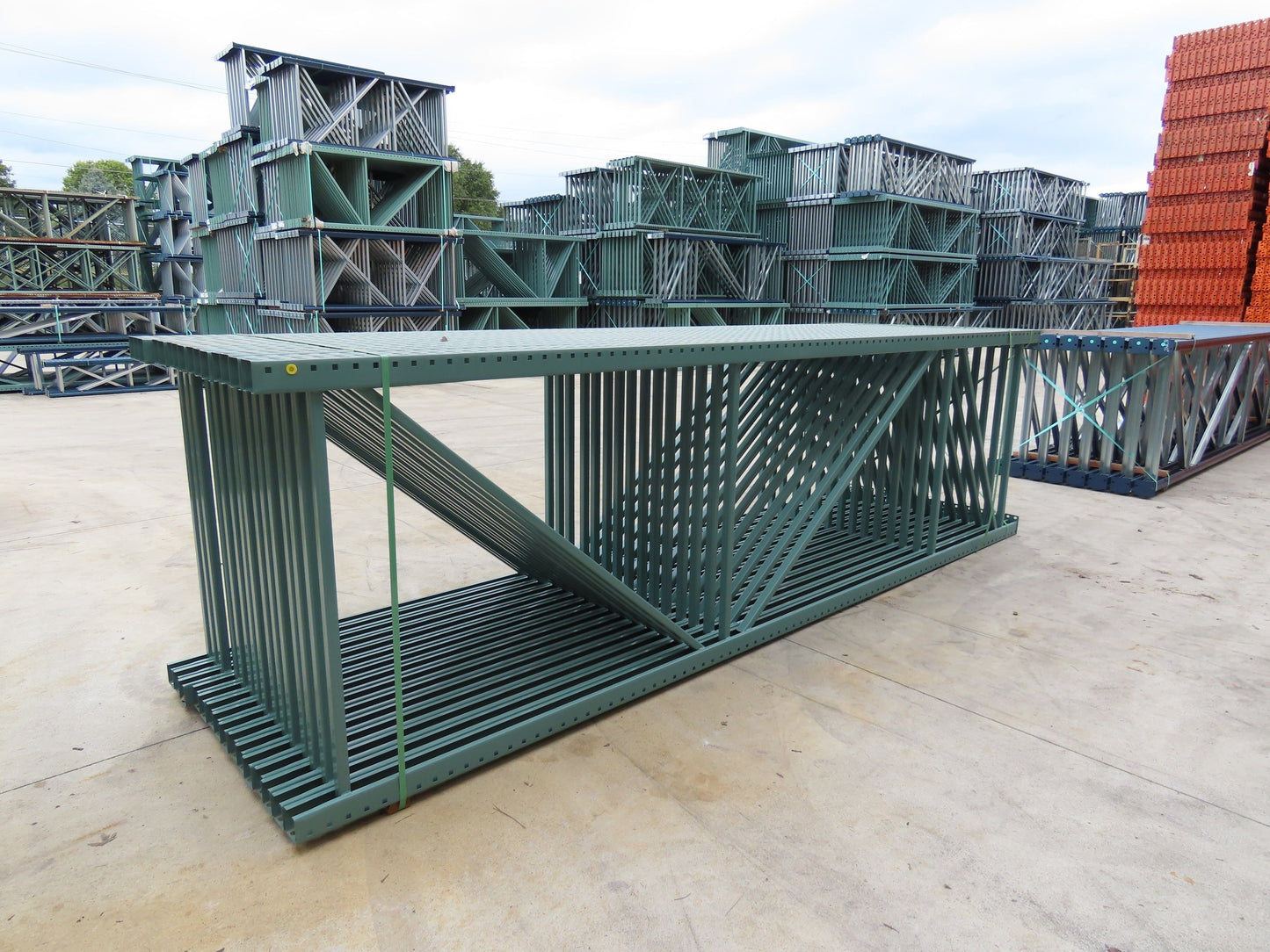 Interlake 14' x 48" Teardrop Pallet Racking Upright 3x3" Leg 23900Lb Green
