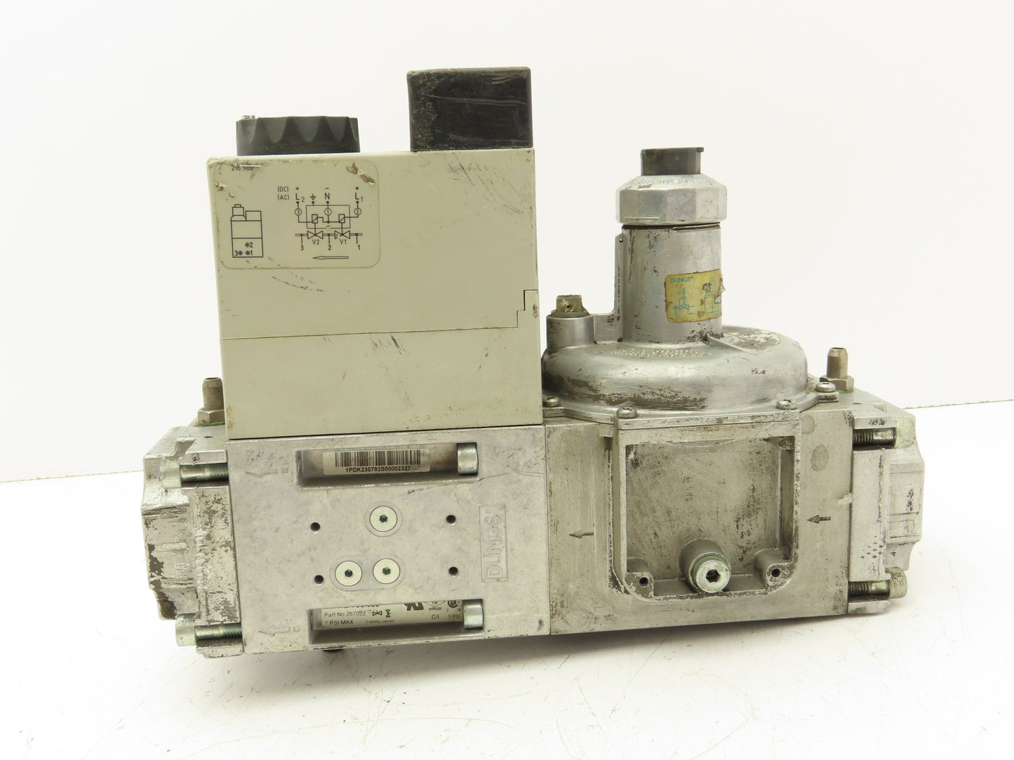 Dungs DMV-D 703/622 Dual Modular Safety Shutoff Valve 120V 1.5" NPT