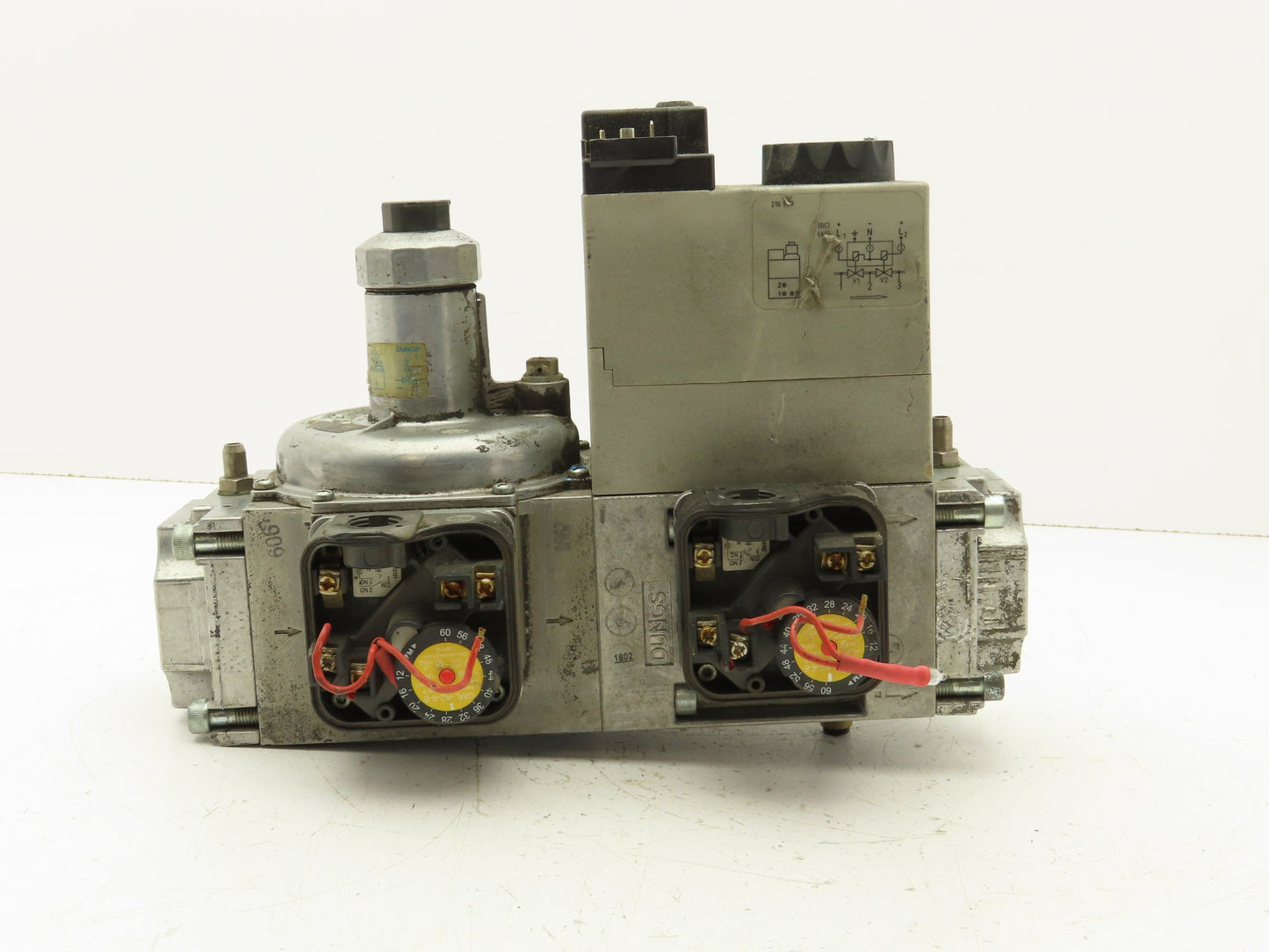 Dungs DMV-D 703/622 Dual Modular Safety Shutoff Valve 120V 1.5" NPT