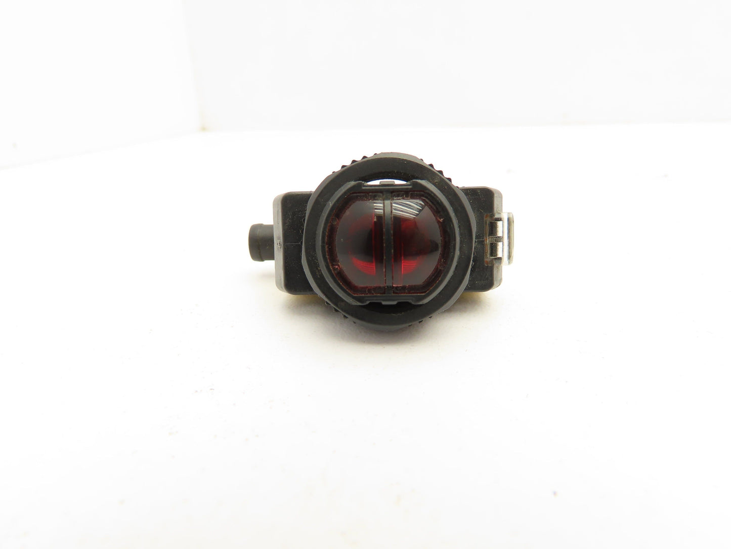 Banner QS18VN6CV15Q7 Photoelectric Sensor Convergent Focal Point 16mm