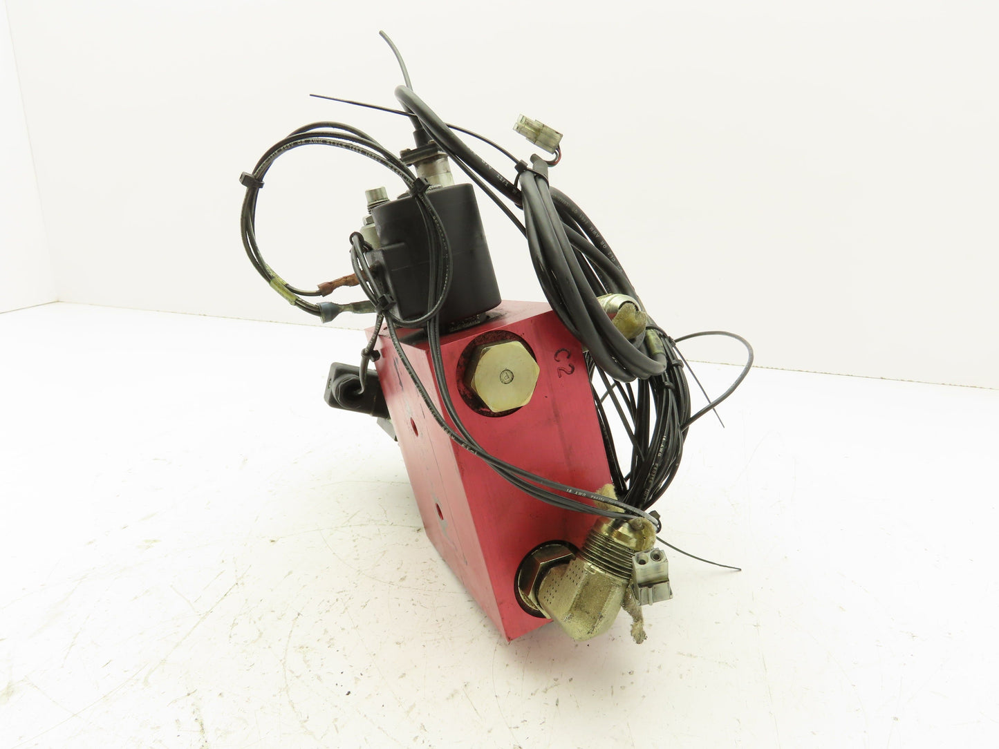 Wandfluh PI45-M40 Proportional Solenoid 24VDC Valve Manifold Raymond Forklift