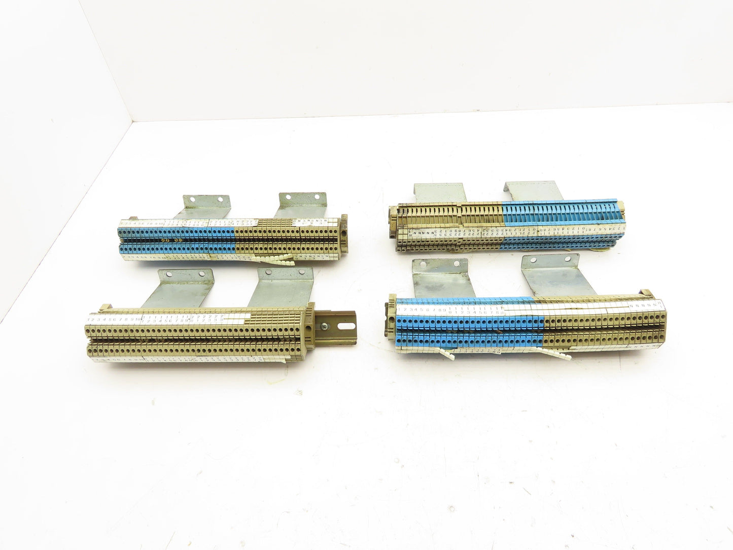 PTR 947-7-1 DIN Rail Terminal Block 24A 800V Lot of 180