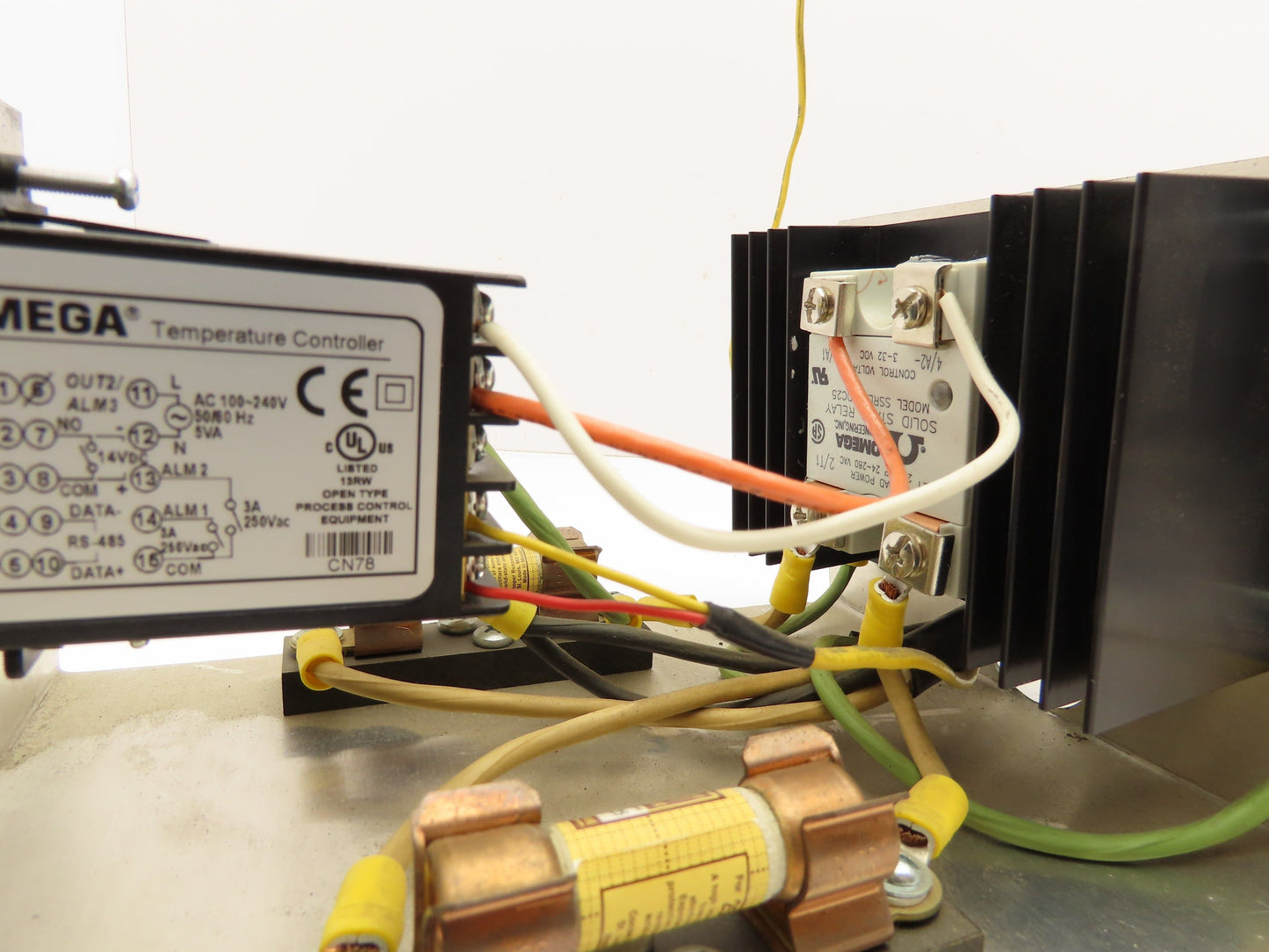 Omega CN7800 Temperature Controller Relay Thermocouple Connector Probe Assembly