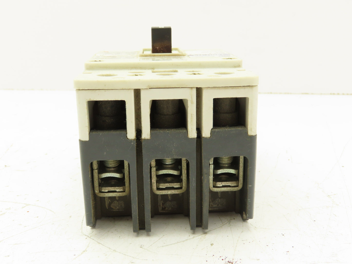 Allen Bradley 140U-H3C3-C80 Circuit Breaker 80A 3 Pole 3Ph 600V Panel Mount