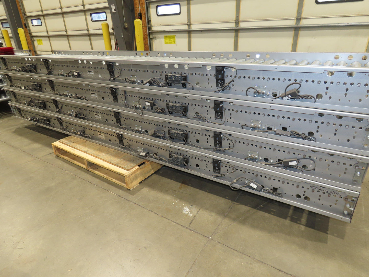 Hilmot 30"x 12' Motorized Roller Conveyor 24VDC Variable Speed Zones 27"BF