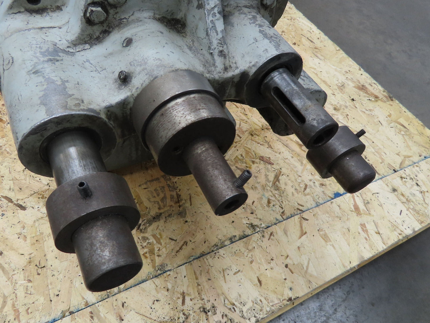 Vintage Horizonal Drill Head Unit Dual Spindles 1.5Hp Louis Allis 220/440V 3Ph