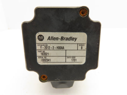 Allen Bradley Y-2012-2-H00AA Servo Motor 230V 4500 RPM 9/16" Shaft