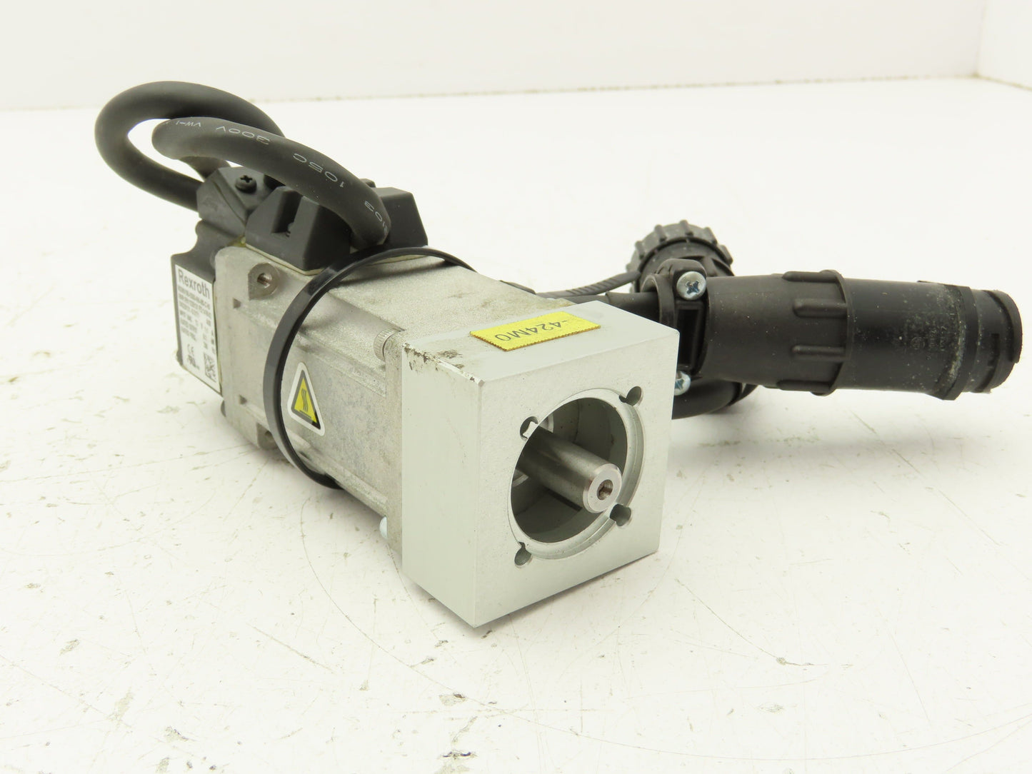 Rexroth MSM019B-0300-NN-M0-C Servo Motor 3000 RPM 30VAC 0.1kW