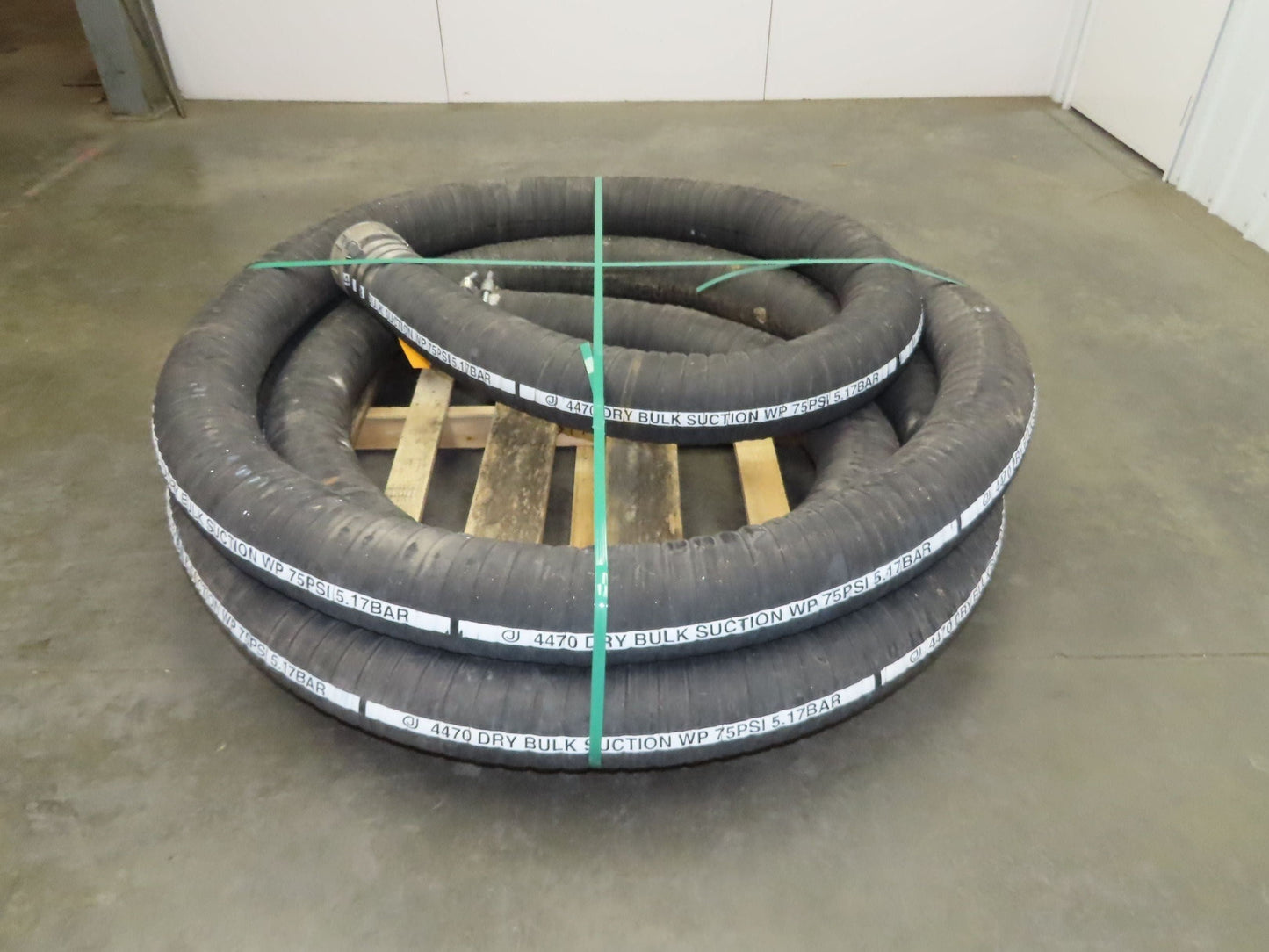 Jason 4470 Dry Bulk Material Rubber Suction Hose 5"x 49' 6"