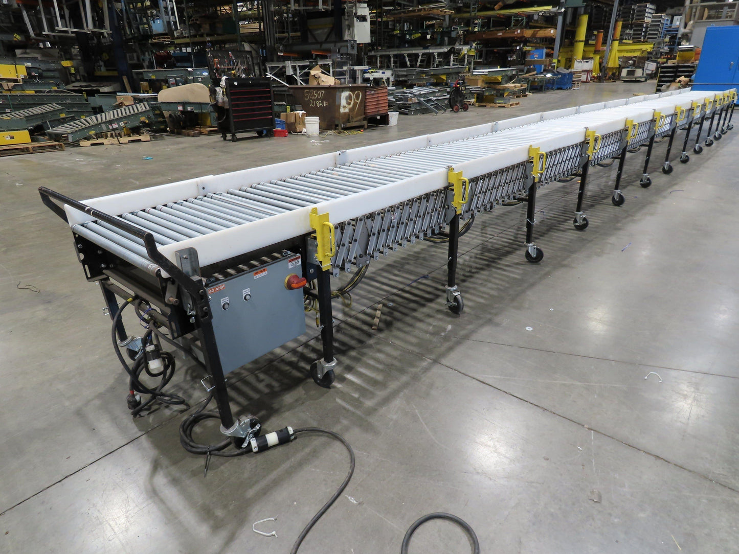 ConveyX 30"x 24-40' Expandable Powered Roller Flex Conveyor Portable 115V