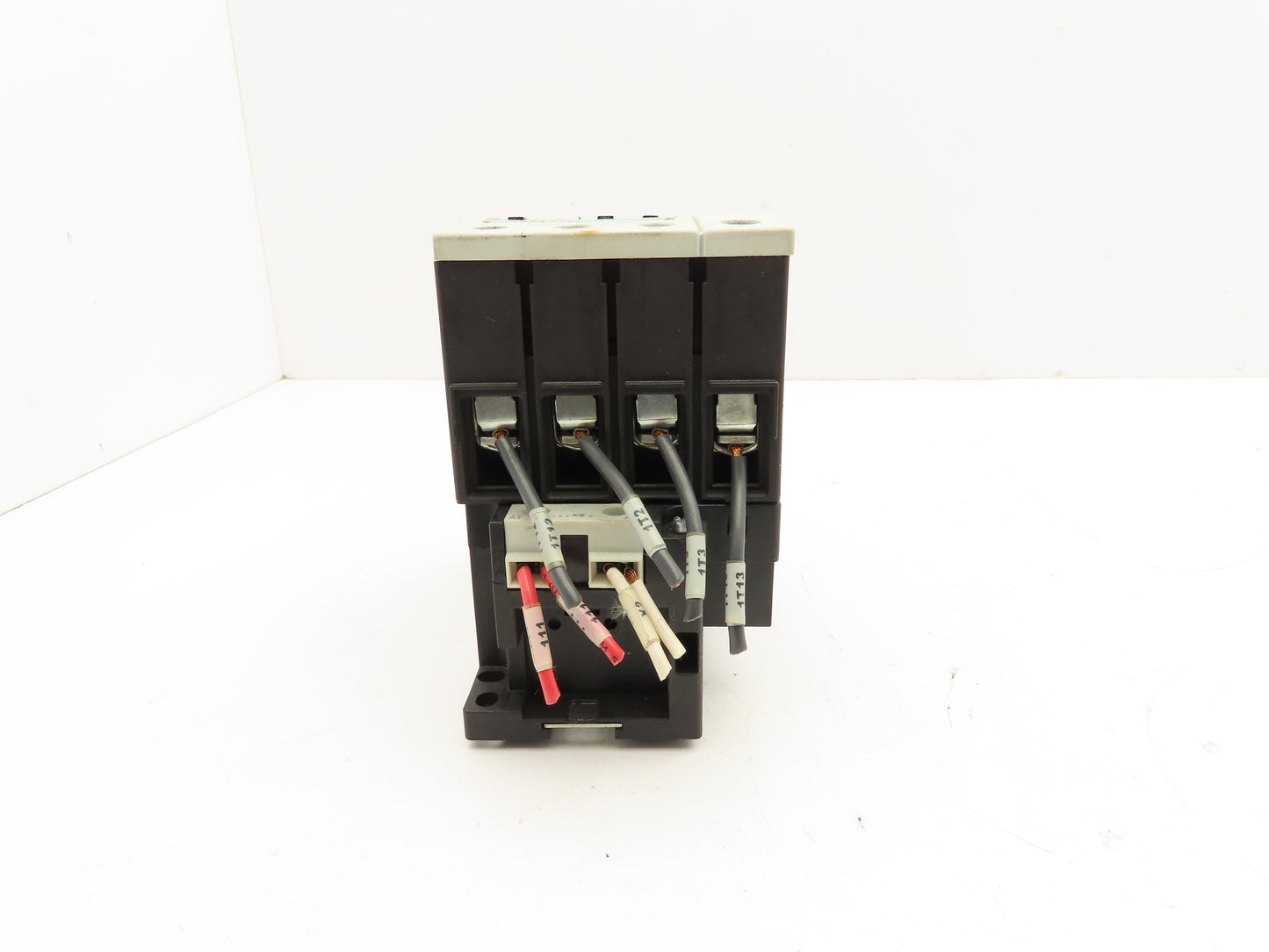 Siemens 3RT1 535-1AK60  3-Pole Contactor 600V 3PH 120V Coil