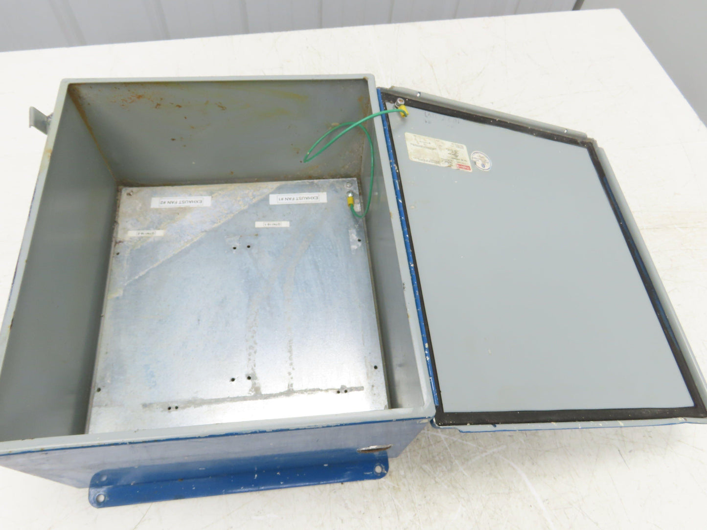 Hoffman A16148CH Electrical Enclosure 16x14x8" Wall Mount Control Panel Type 12