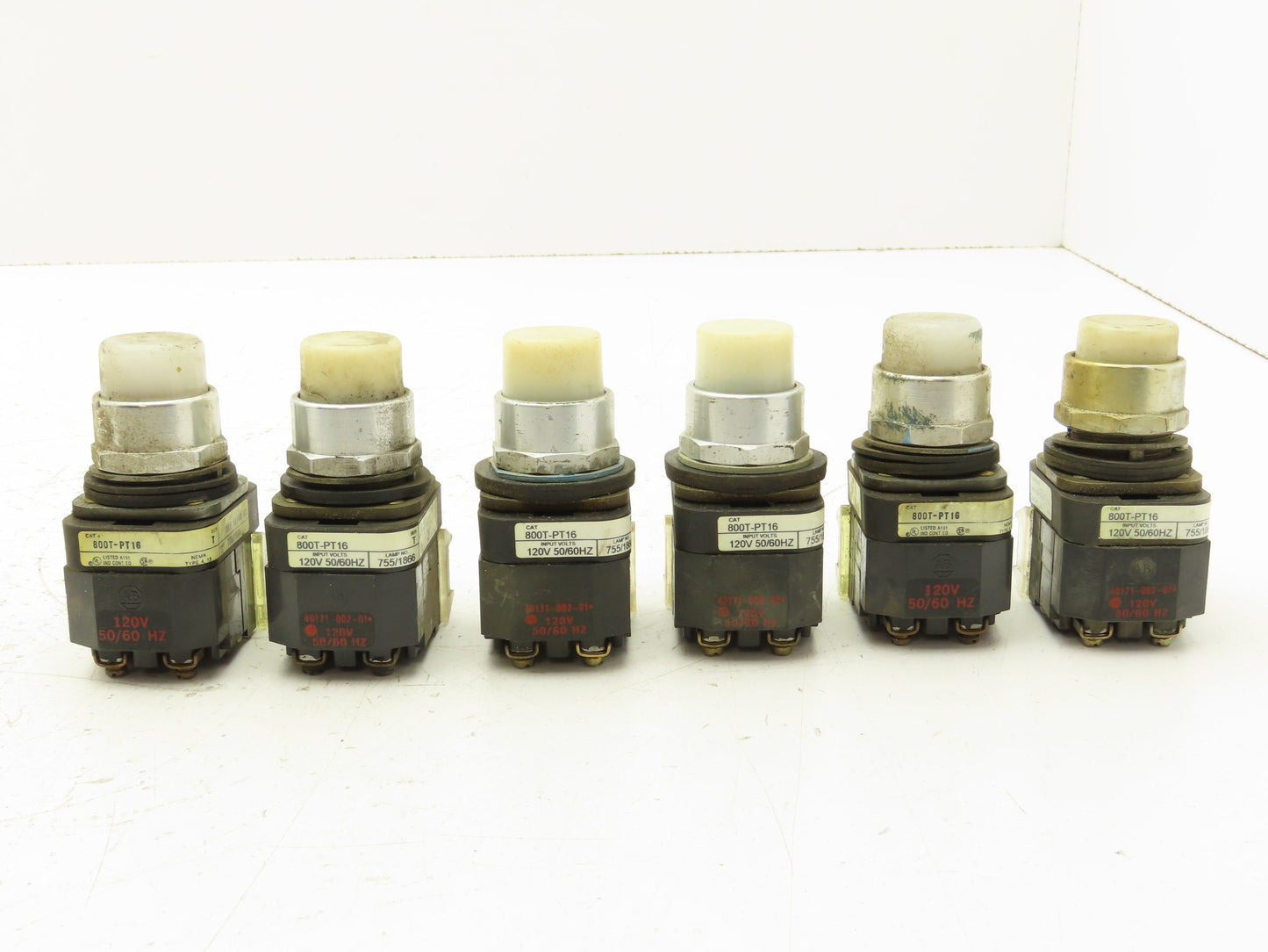 Allen Bradley 800T-PT16 White Illuminated Push Button Switch 30mm Lot of 6