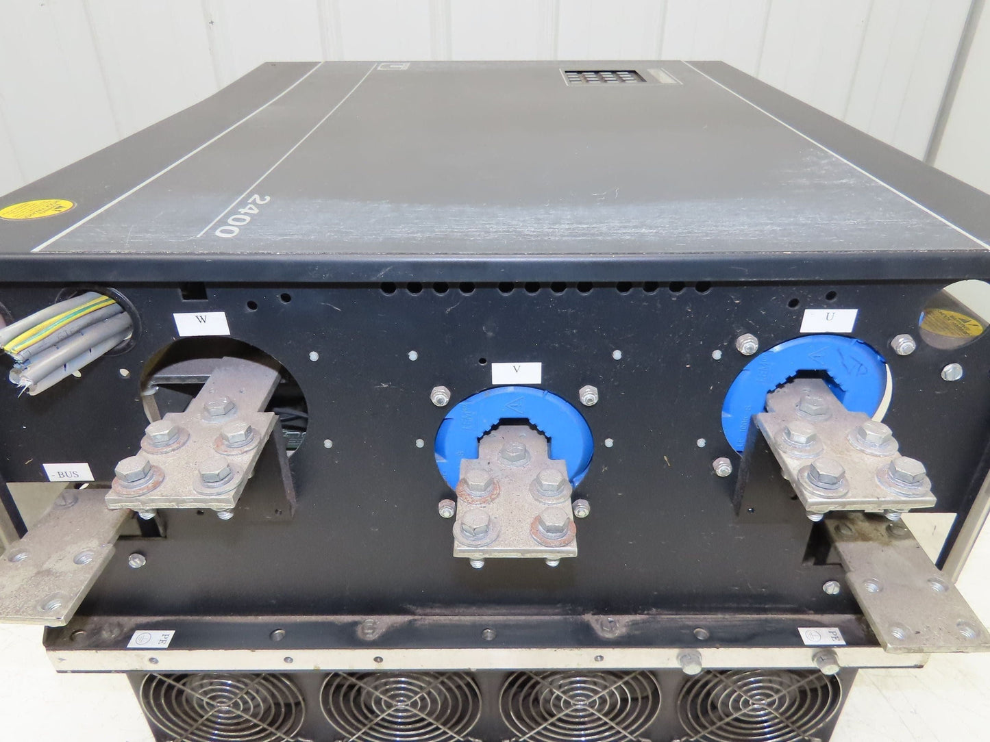 Unico 2400 AC Modular Inverter Drive 300HP 3Ph 480V 112642 ECL0