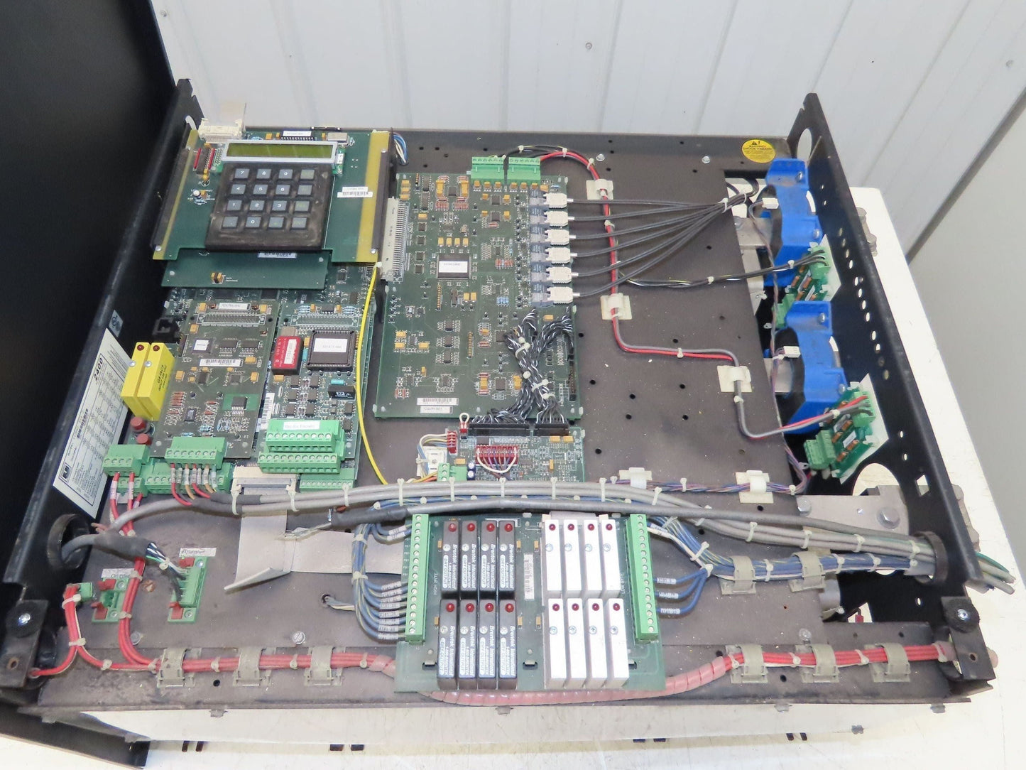 Unico 2400 AC Modular Inverter Drive 300HP 3Ph 480V 112642 ECL0