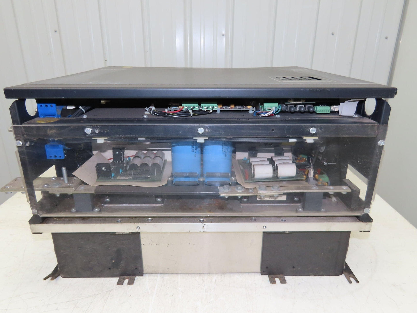 Unico 2400 AC Modular Inverter Drive 300HP 3Ph 480V 112642 ECL0