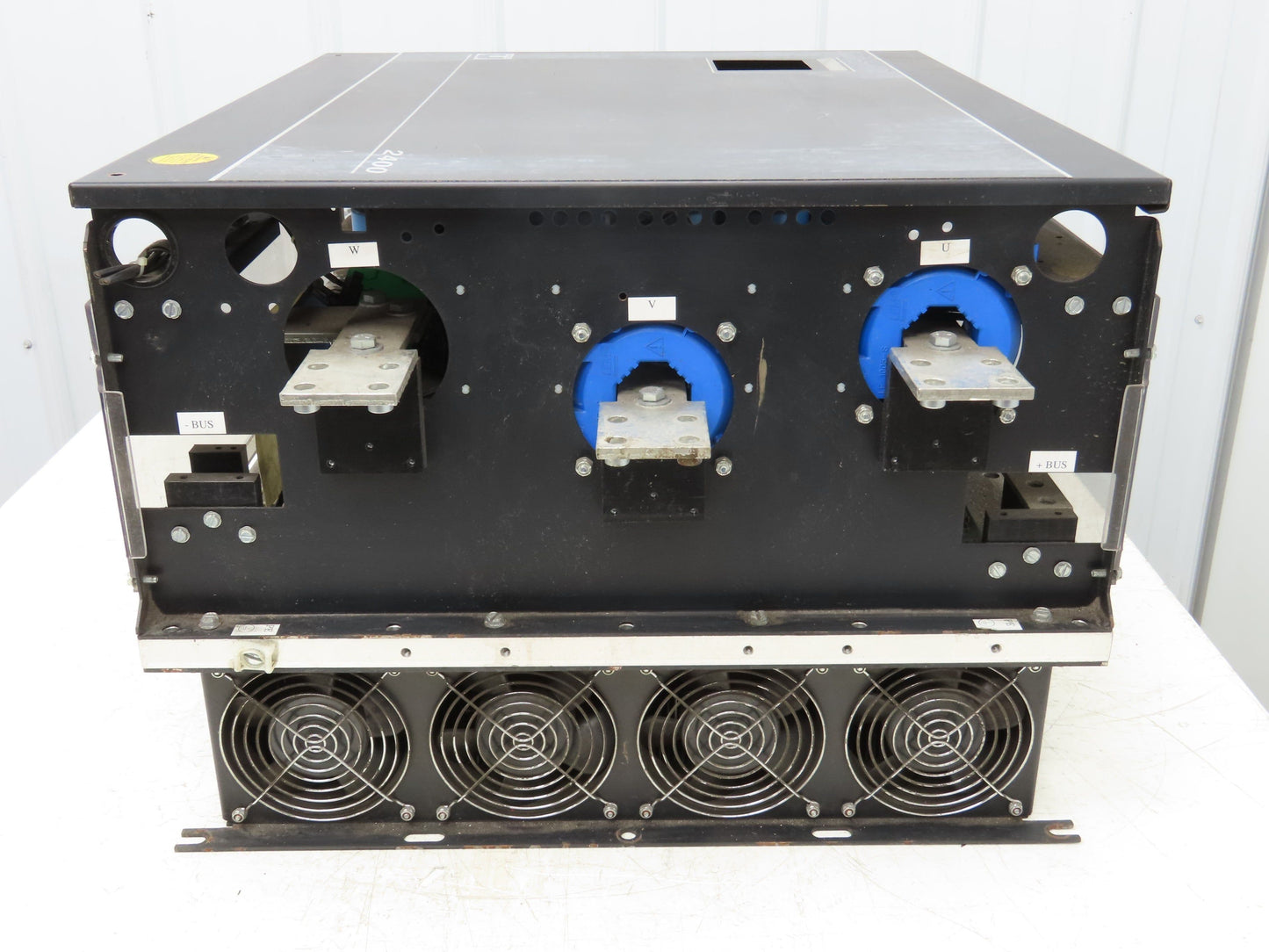 Unico 2400 AC Modular Inverter Drive 300HP 3Ph 460V 112604 ECL0