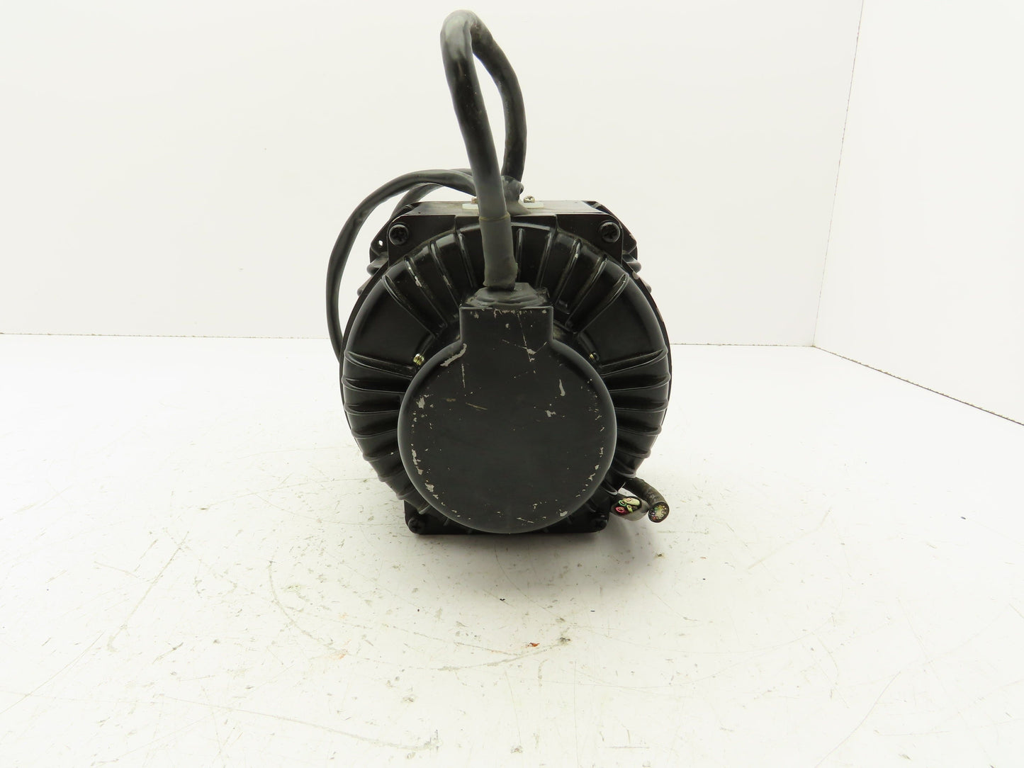 Nachi-Fujikoshi TS4144N11E36 AC Servo Motor 3000 RPM 200V 1100W 5/8" Shaft