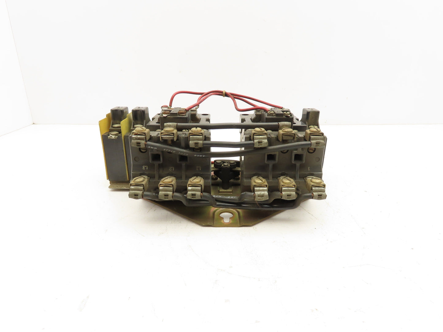 Allen Bradley 705-B0D731 NEMA Size 1 Reversing Motor Starter 3Ph 10HP 480V Coil