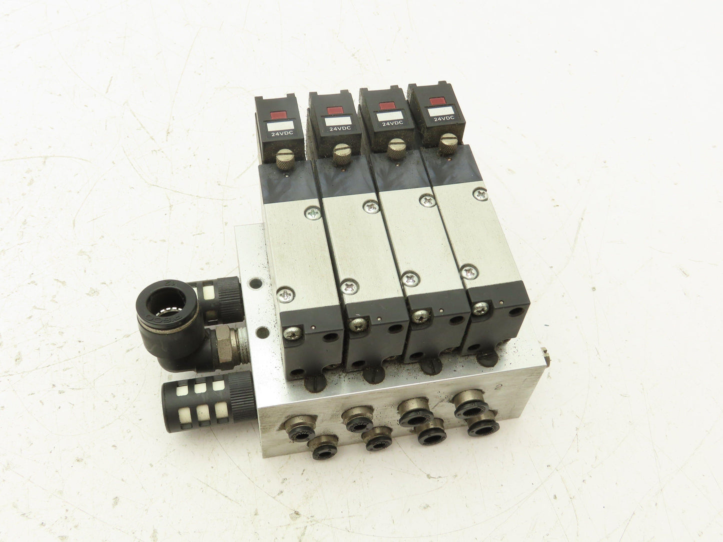 Koganei A180-4E1-83-PSL Pneumatic Solenoid Valve 4-Station Manifold 24VDC