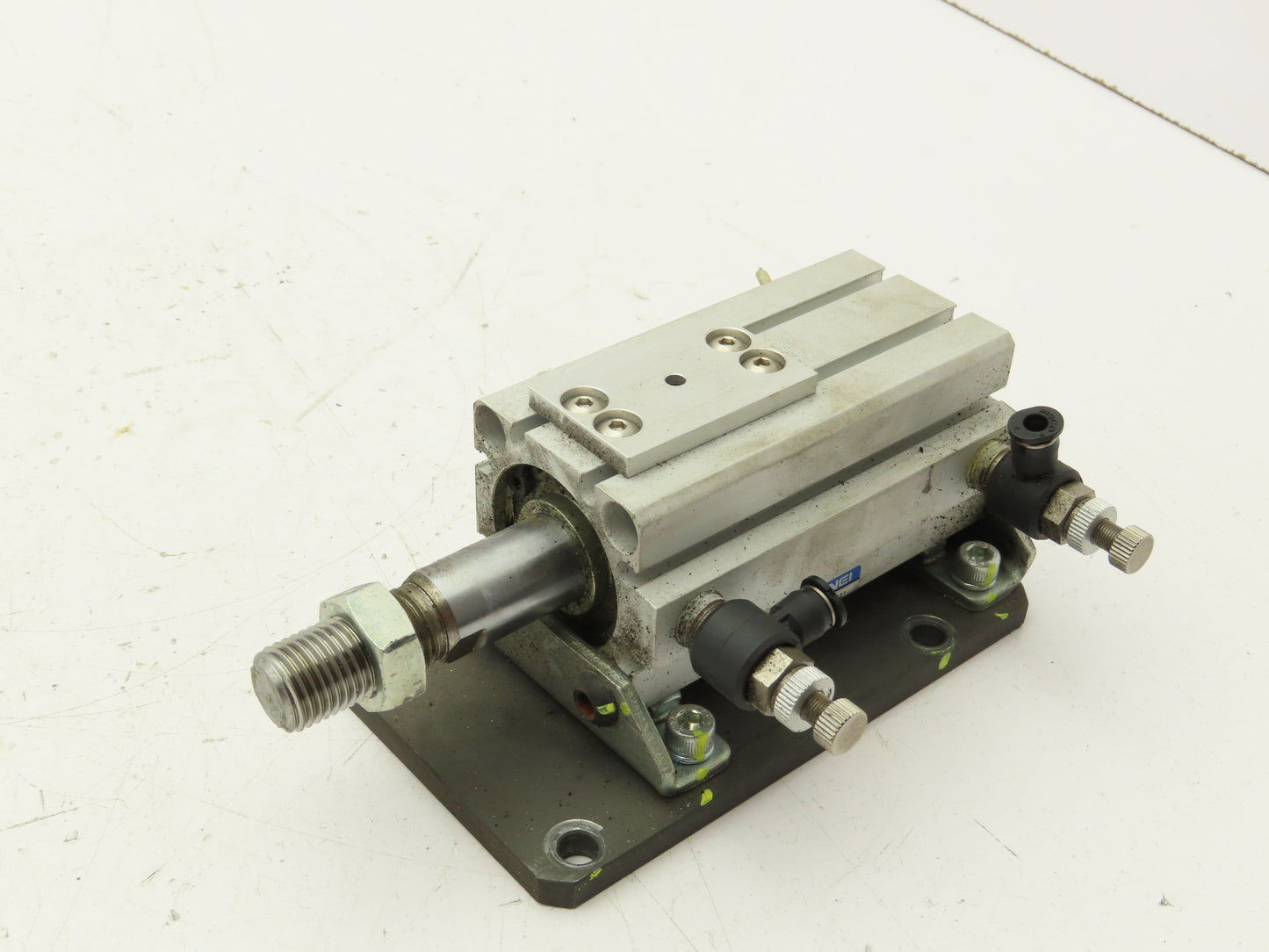 Koganei CCDAKS32x20-RL-B Pneumatic Air Cylinder 20mm Stroke 32mm Bore w/Rod Stop