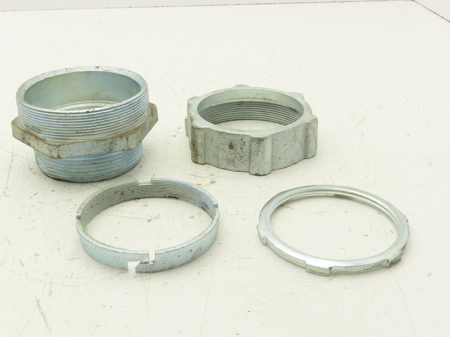 Rigid Compression Connector 3" Threadless Malleable Iron