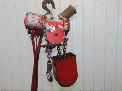 Chicago Pneumatic 1/4 Ton 500Lb Power Vane Air Chain Hoist 10' 3" Lift Pendant