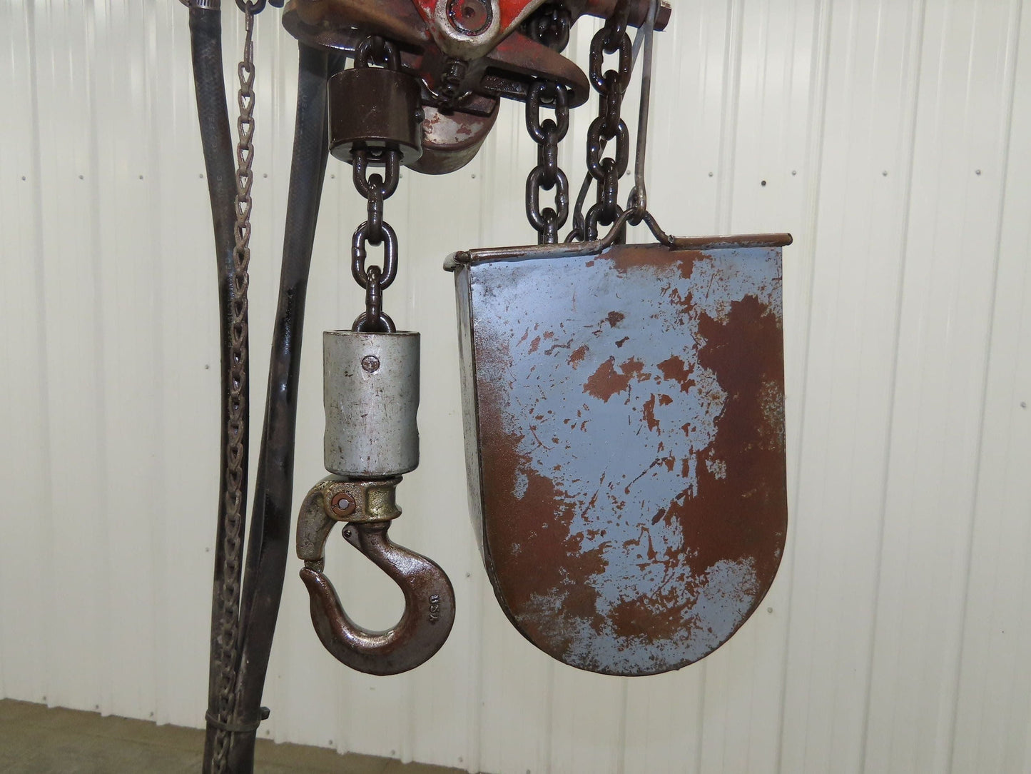 Chicago Pneumatic 1/4 Ton 500Lb Power Vane Air Chain Hoist 11' 2" Lift Pendant