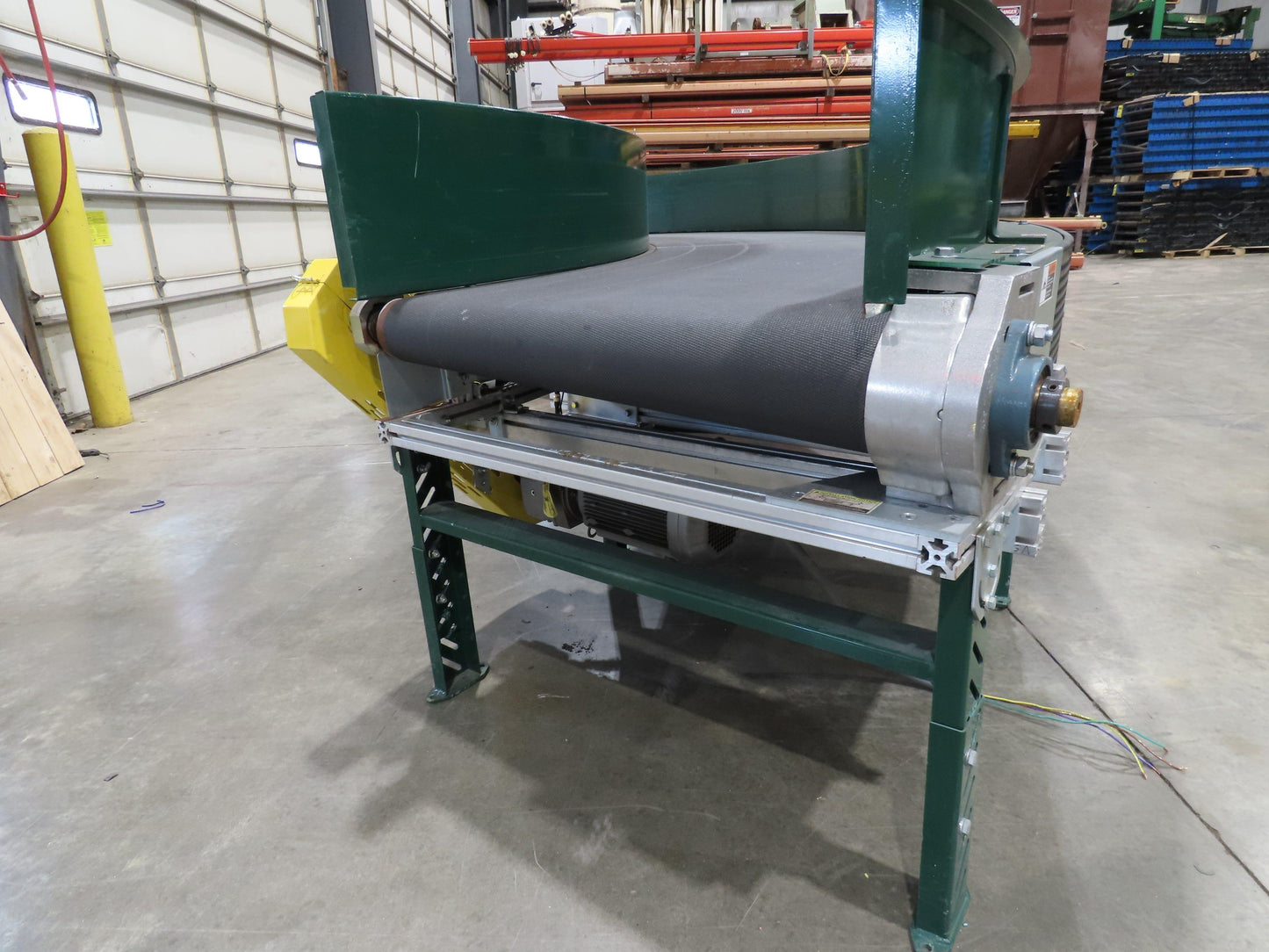 Transnorm TS1500/140 90° RH Curve 32" Belt Conveyor 420 FPM Belt Drive 460V 3PH