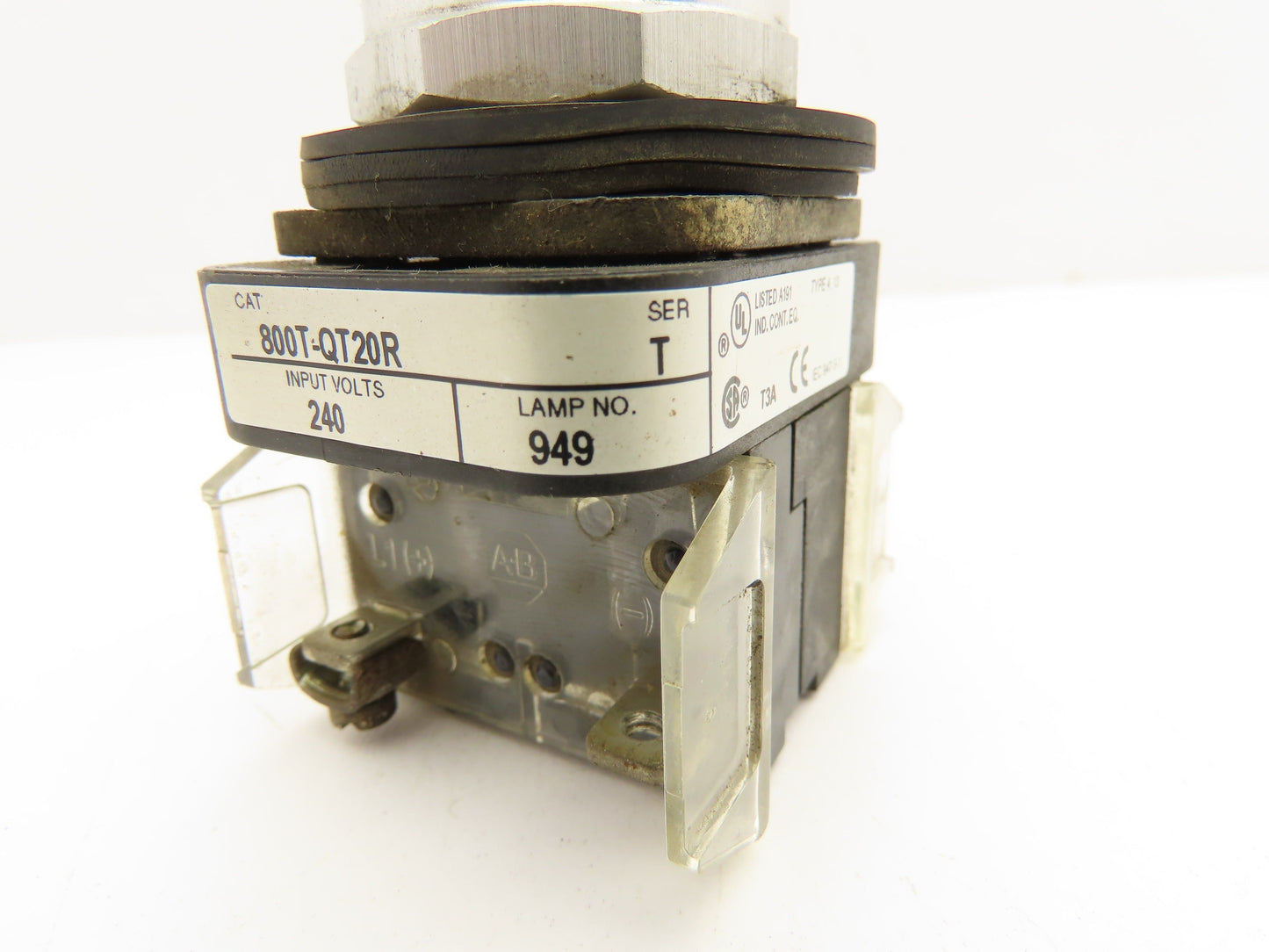 Allen Bradley 800T-QT20R Red Illuminated Pushbutton 30mm