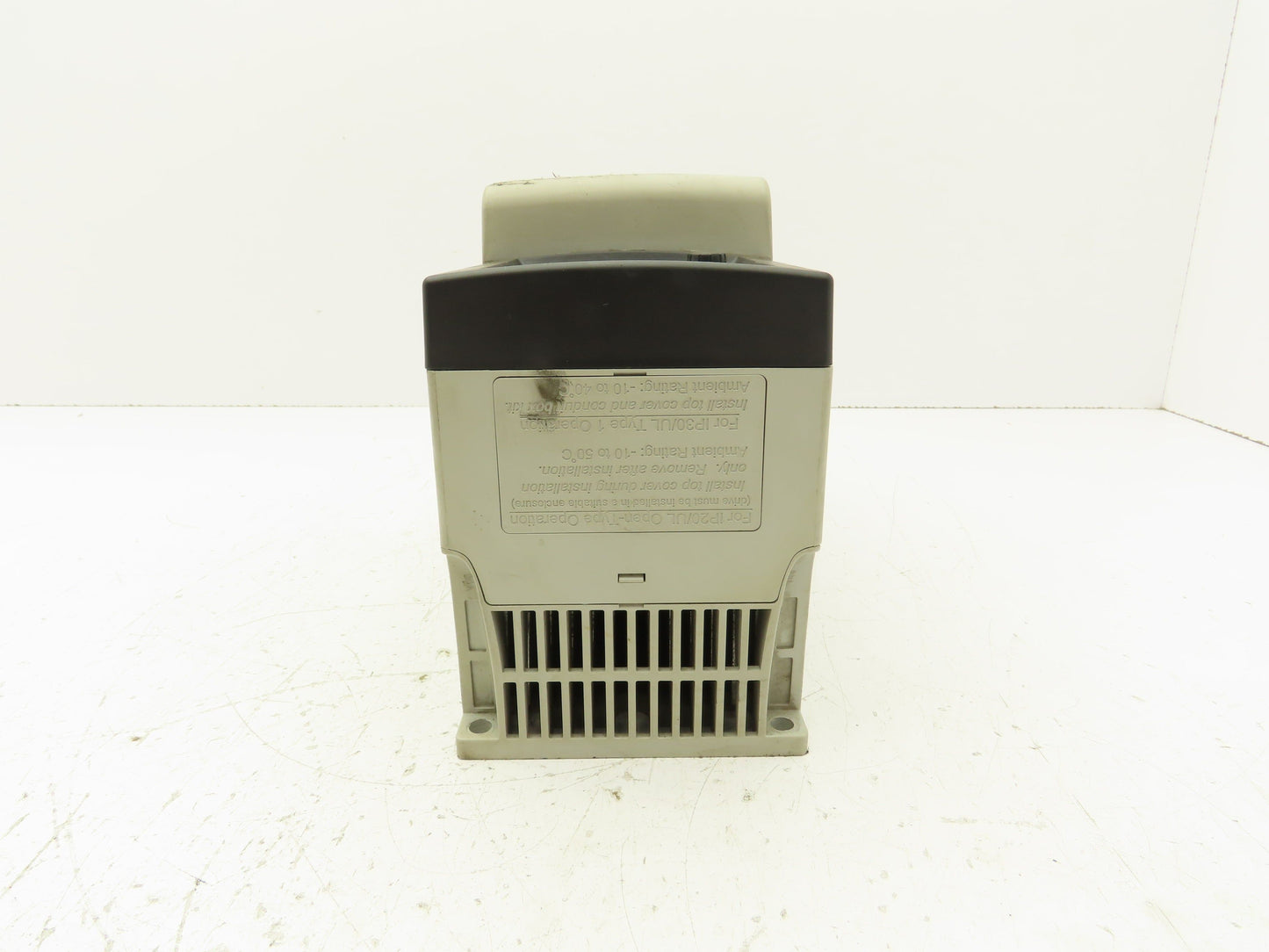 Allen Bradley 22B-D6P0N104 Powerflex 40 AC Drive VFD 480V 3Hp 6A