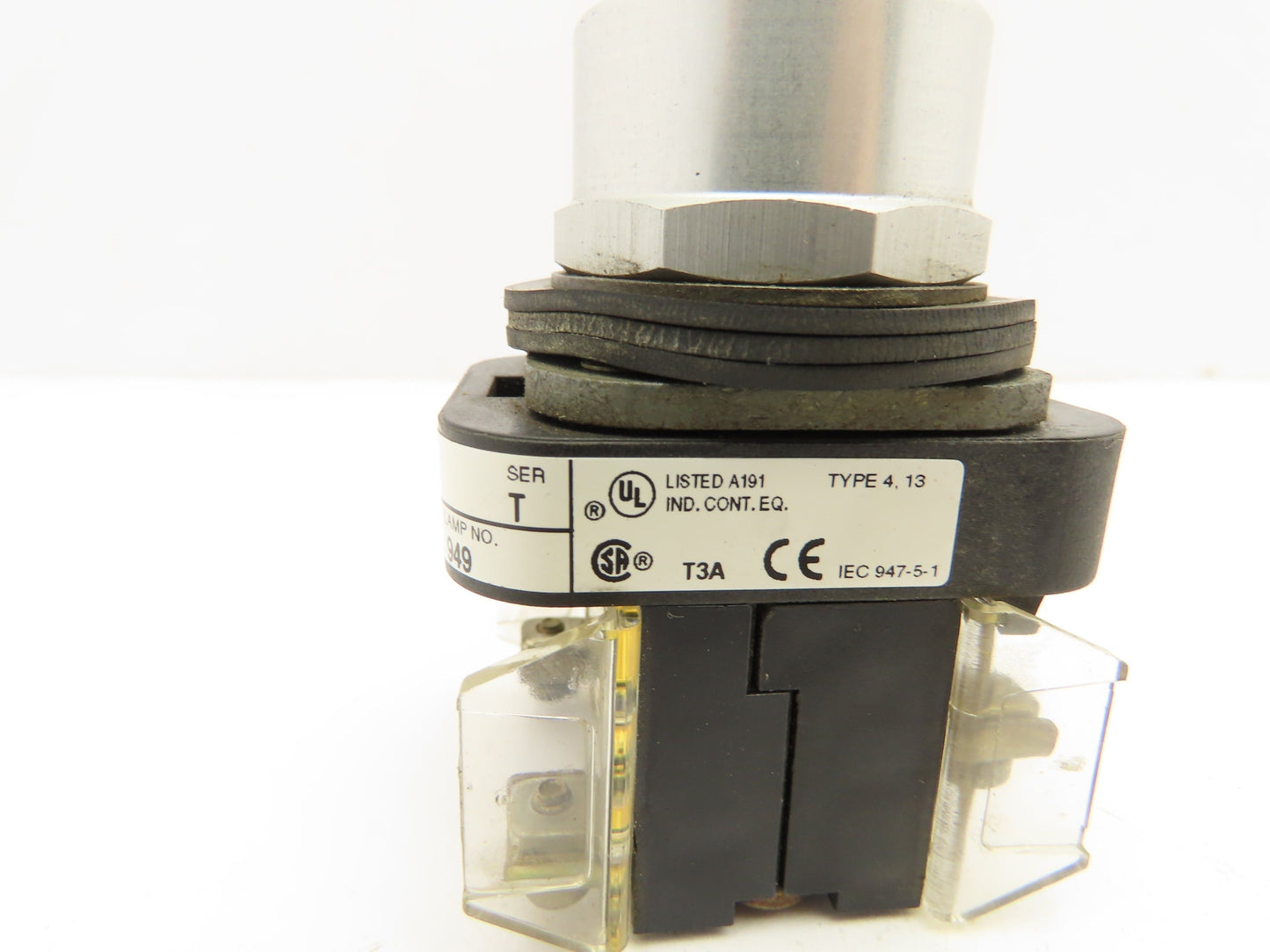 Allen Bradley 800T-QT20G Green Illuminated Pushbutton 30mm