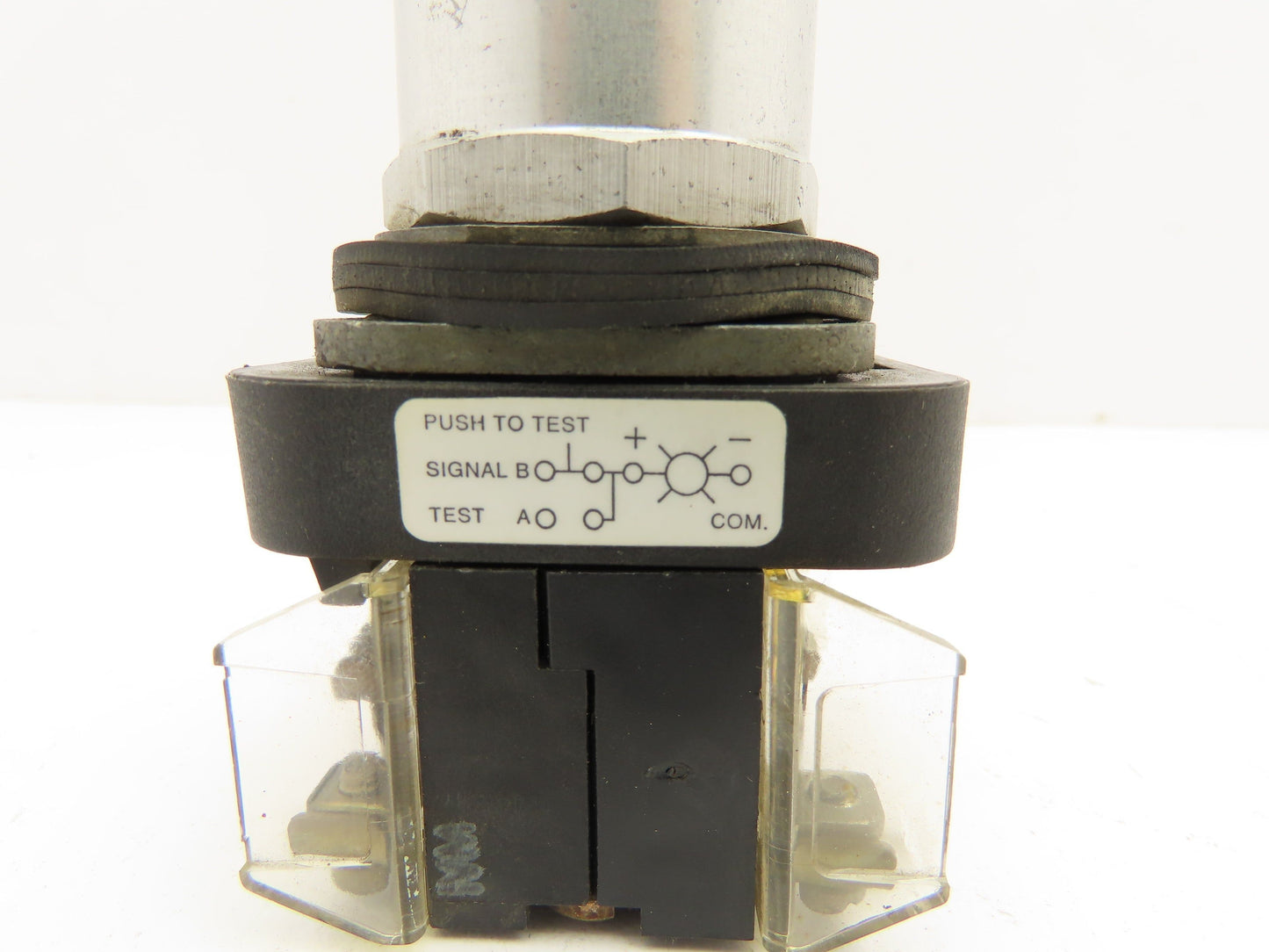 Allen Bradley 800T-QT20G Green Illuminated Pushbutton 30mm