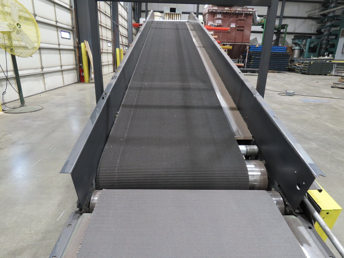 Alvey 28"x 17' Slider Bed 24" Belt Incline Conveyor Variable Speed Drive 460V