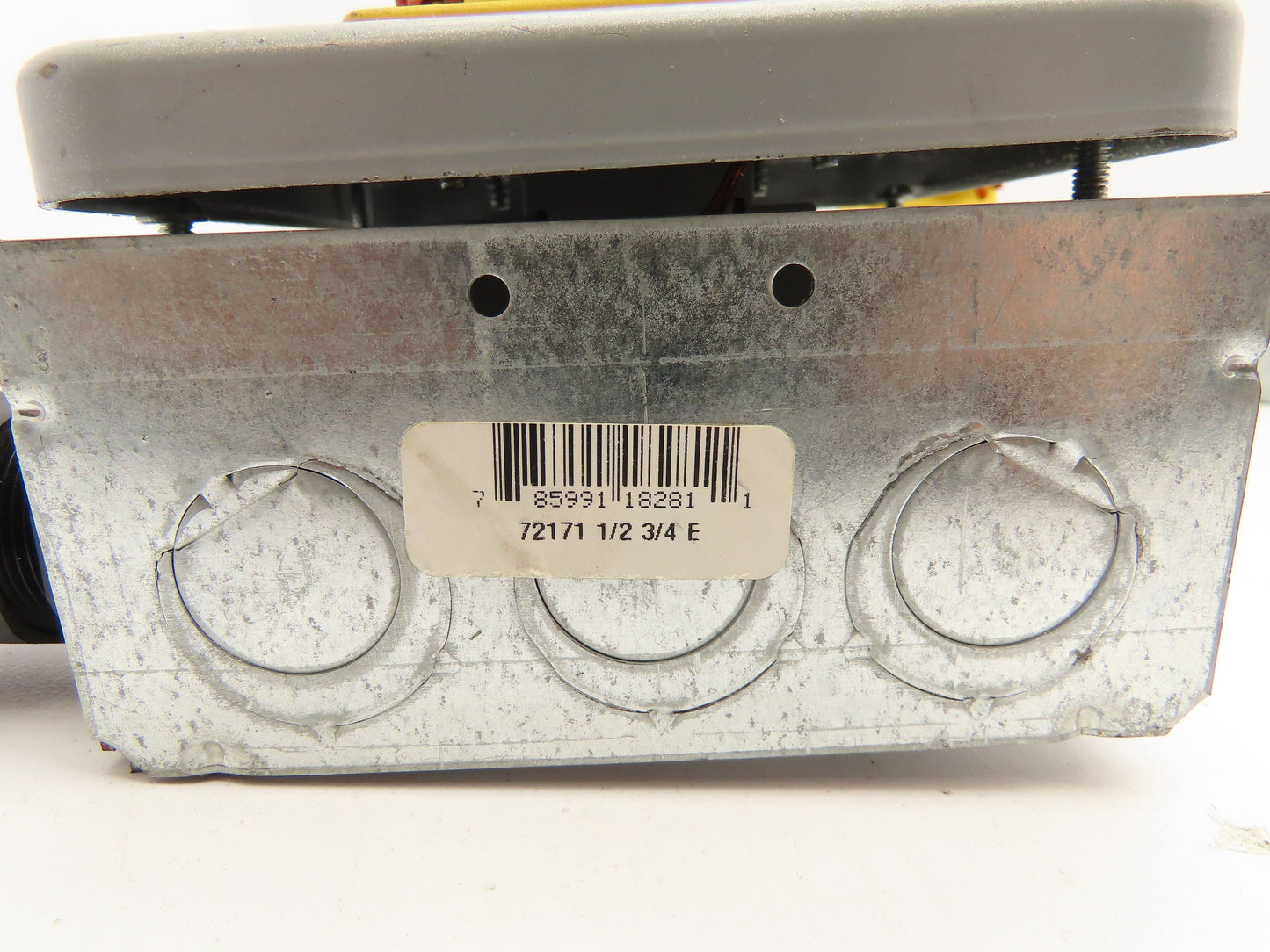 Siemens 3LD2203-OTK53 Rotary Disconnect Switch 2-Gang Steel Outlet Box Lot of 4