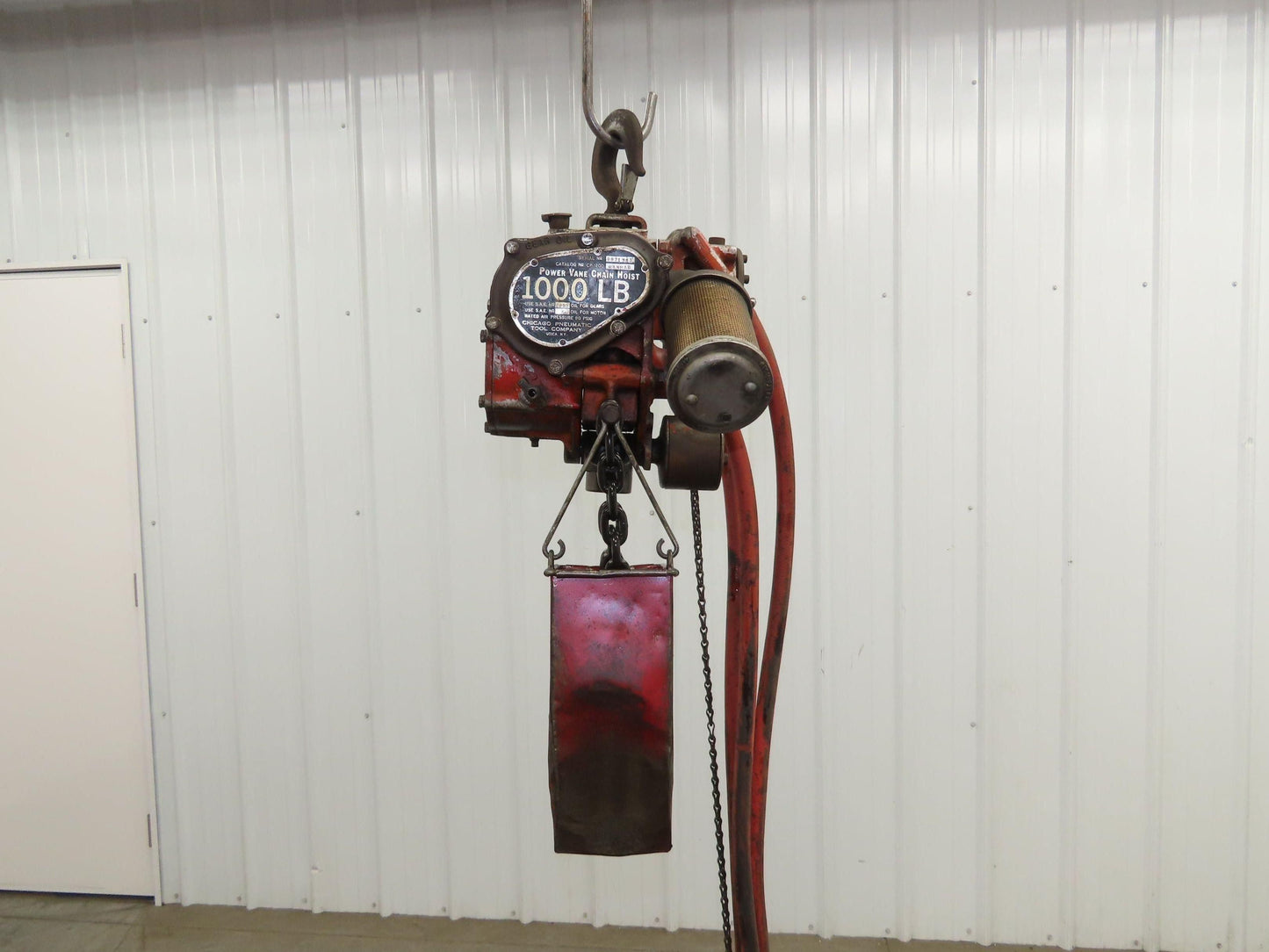 Chicago Pneumatic 1/2 Ton 1000Lb Power Vane Air Chain Hoist 10' 8" Lift Pendant