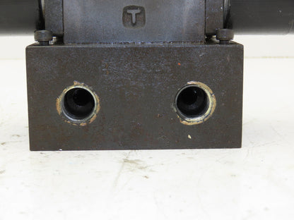 Nachi SA-G01-C5-D2-X20 Directional Control 4/3 Solenoid Valve 24VDC