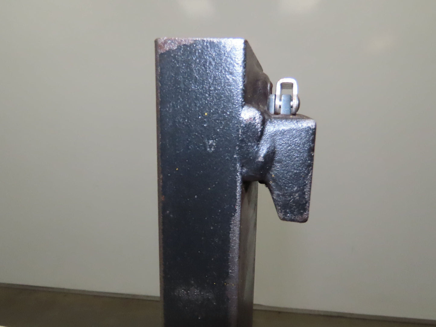 Bolzoni 5x42" Class 2 Steel Forklift Forks Tines 16" Carriage 1-Pair