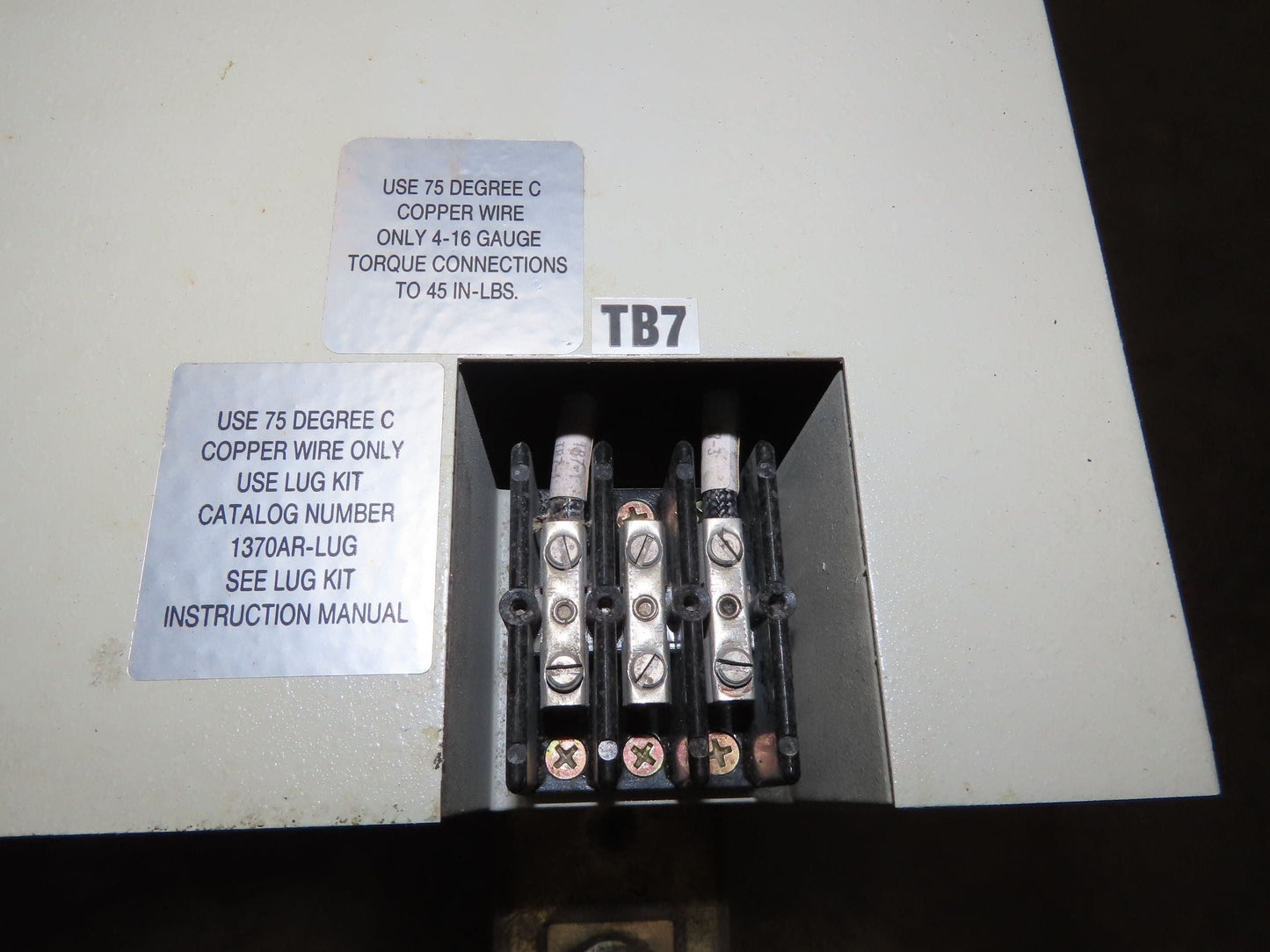 Allen Bradley 1395-B81-EN-P50 DC Controller Drive 300HP 500VDC AB 460V Input 3Ph