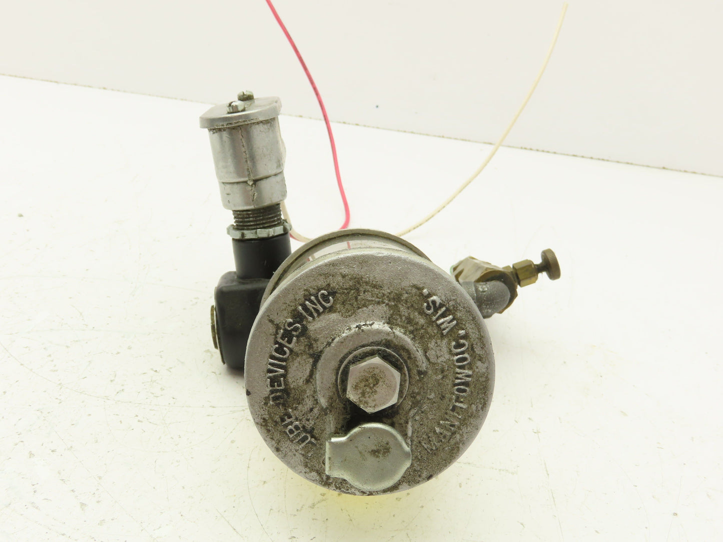 Lube Devices 727-1 Machine Oiler Lubricator 120V Solenoid 40PSI 12oz Reservoir