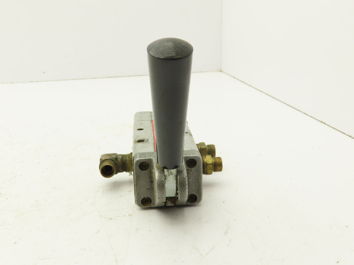 Schrader Bellows 53083-2000 Lever Operated Air Control Valve 5 Port 2 Position