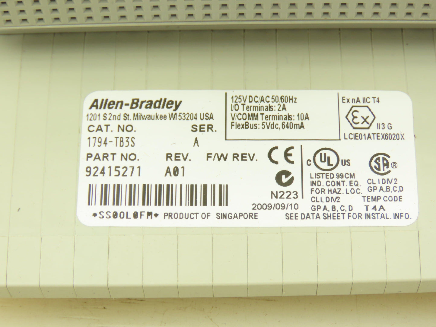 Allen Bradley 1794-OB16 PLC Flex I/O Output Module 24V Lot of 2
