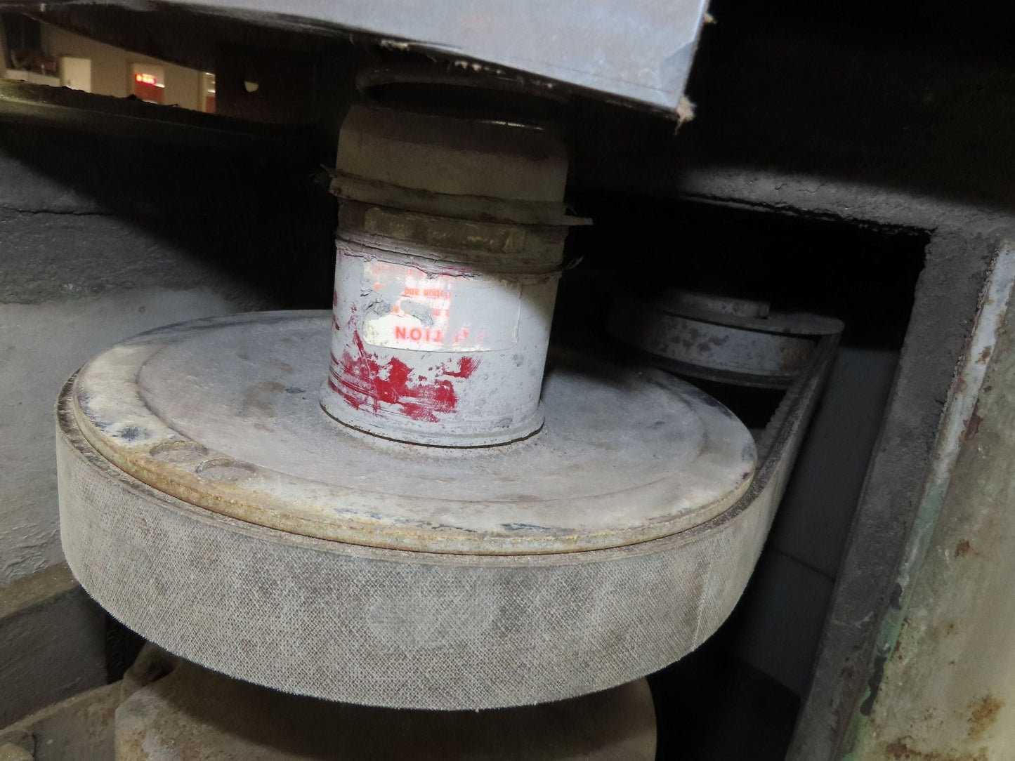 Gyromatic G-5D Vibratory Finisher Mixed Media 5Hp 230/460V 3Ph Tumbler