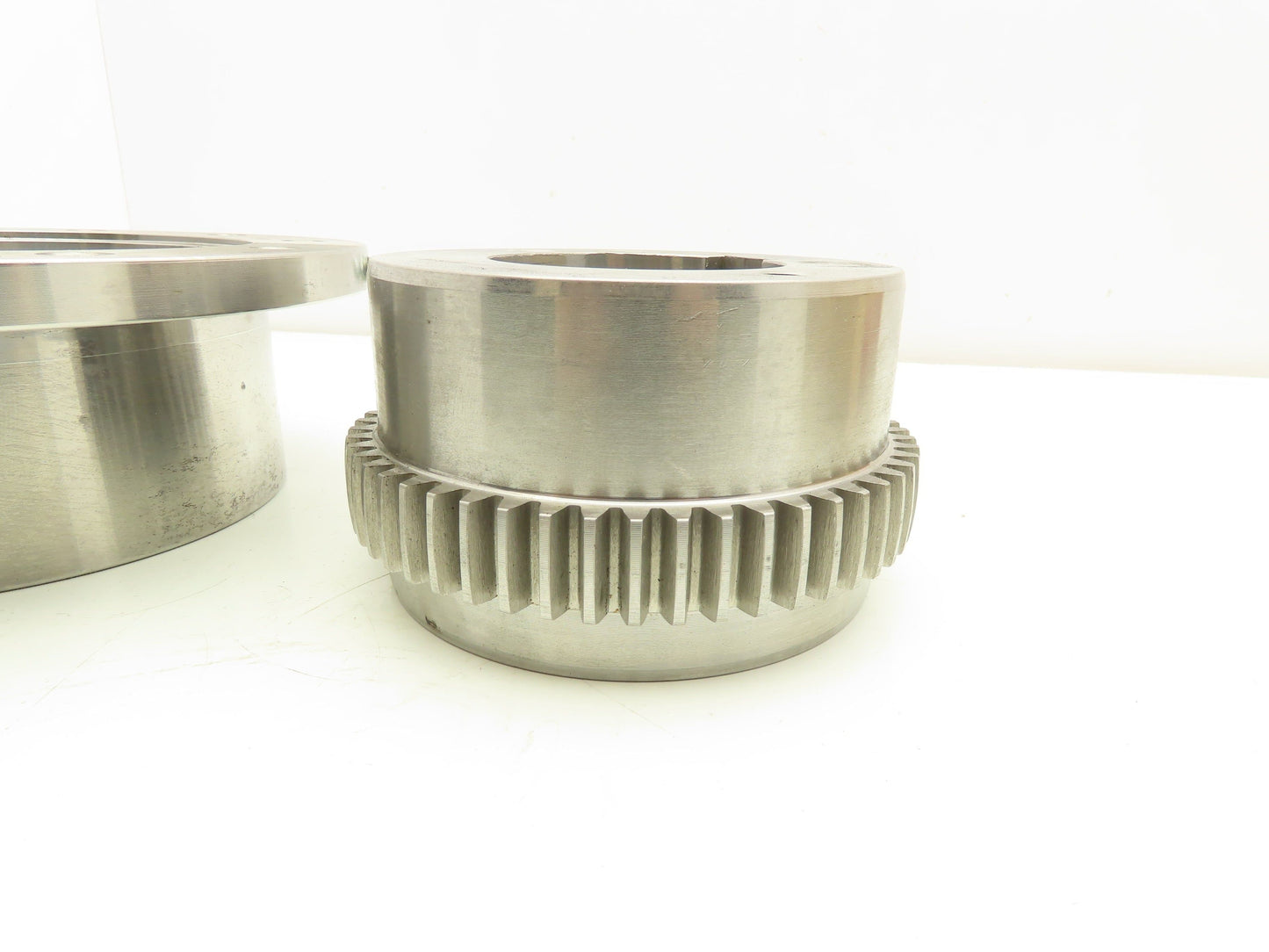 Powertork Size 2-1/2F Flanged Gear Coupling with Flex Hub 2-3/4" Keyed Bore