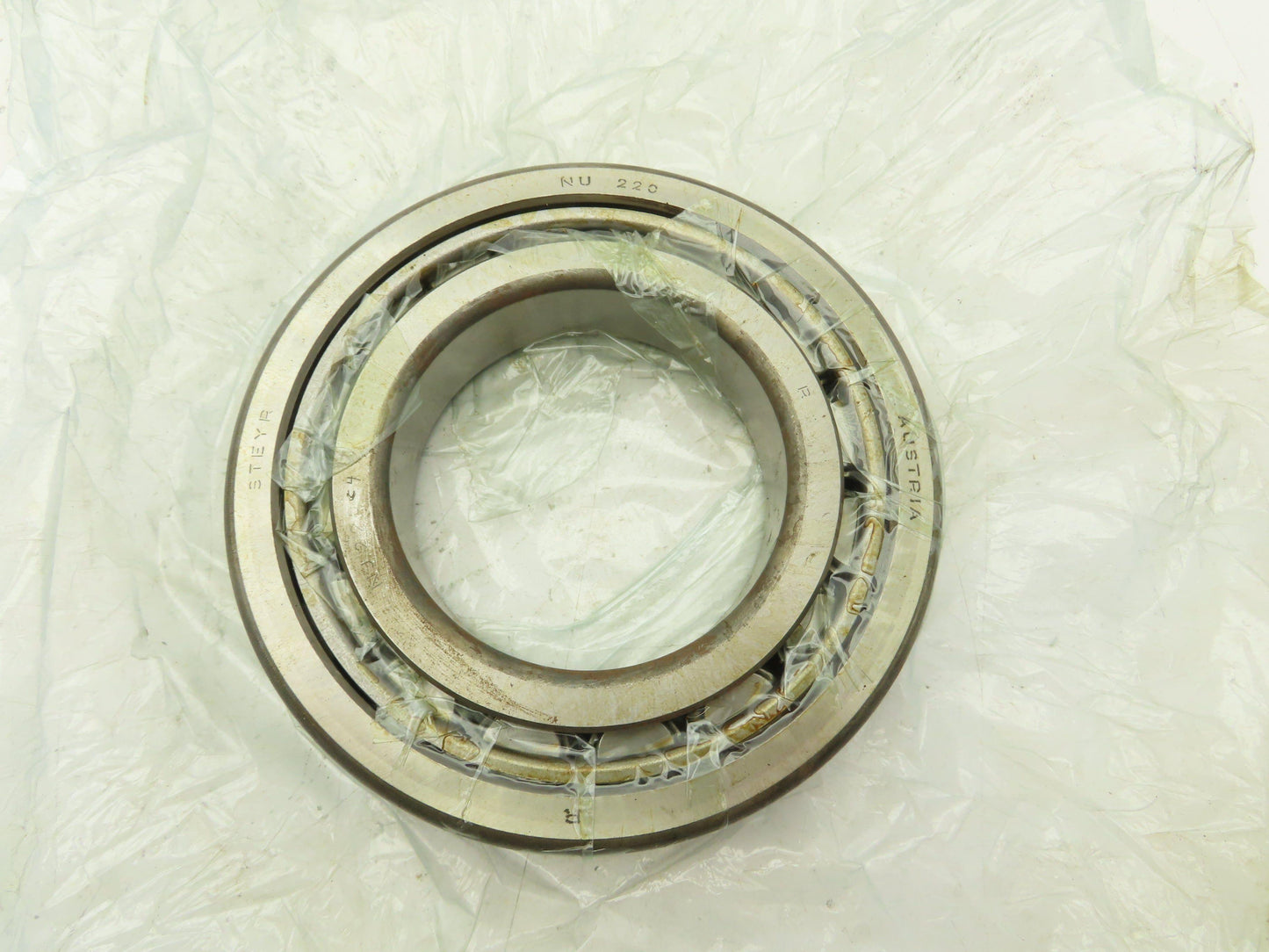 Steyr Consolidated NJ-220 C/4 Cylindrical Roller Bearing 100 mm ID 180 mm OD